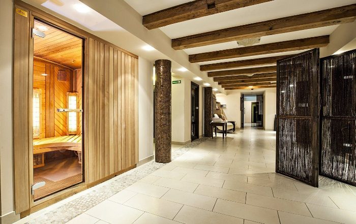 Hotel Lubicz - Kontakt in Ustka (Stolpmünde) und beste Preise