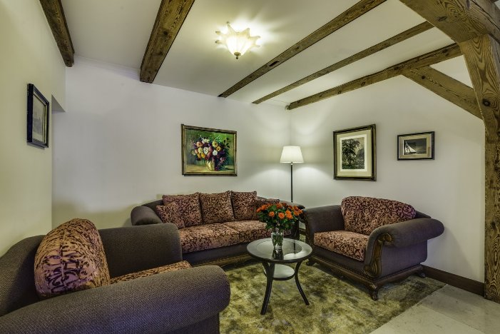 Hotel Lubicz - Kontakt in Ustka (Stolpmünde) und beste Preise