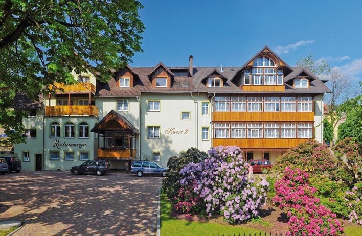 Kwisa 2 - Am Isergebirge mit PKW Parkplatz und gutem Preis