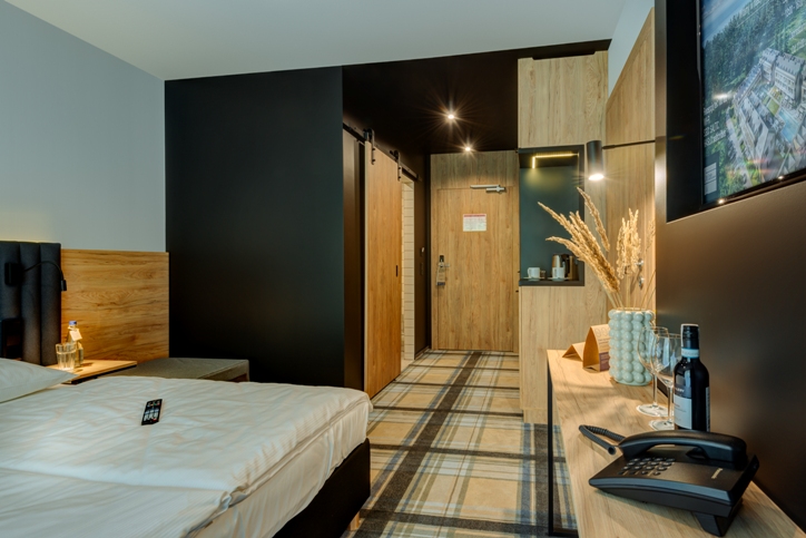 Saltic Resort & Spa - Zimmer im Hotel mit deutschen TV Programm
