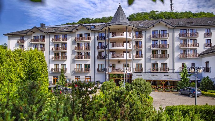 Verde Montana - Das Hotel bietet Wellness, Spa, Pool, Sauna, Massage und Kinderclub