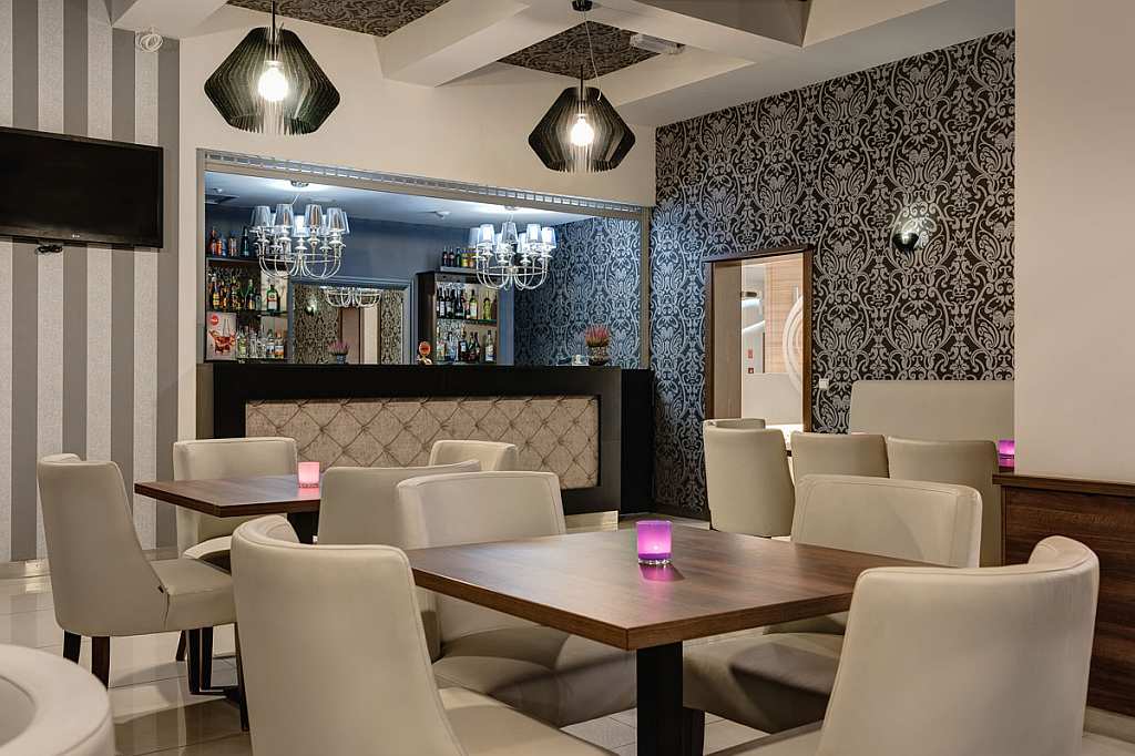 Olymp 3 - Beste Bewertungen für dieses Hotel in Kolberg III